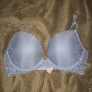 Victoria’s Secret “Dream Angels” bra